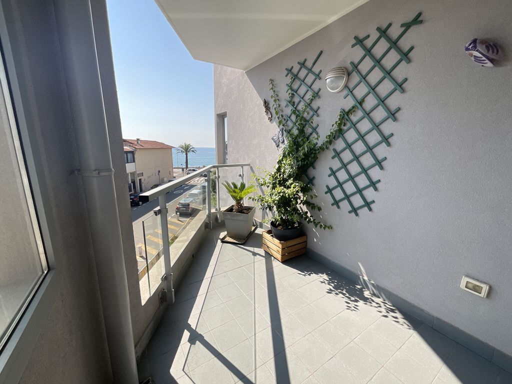 Achat appartement 1 pièce(s) Cagnes-sur-Mer