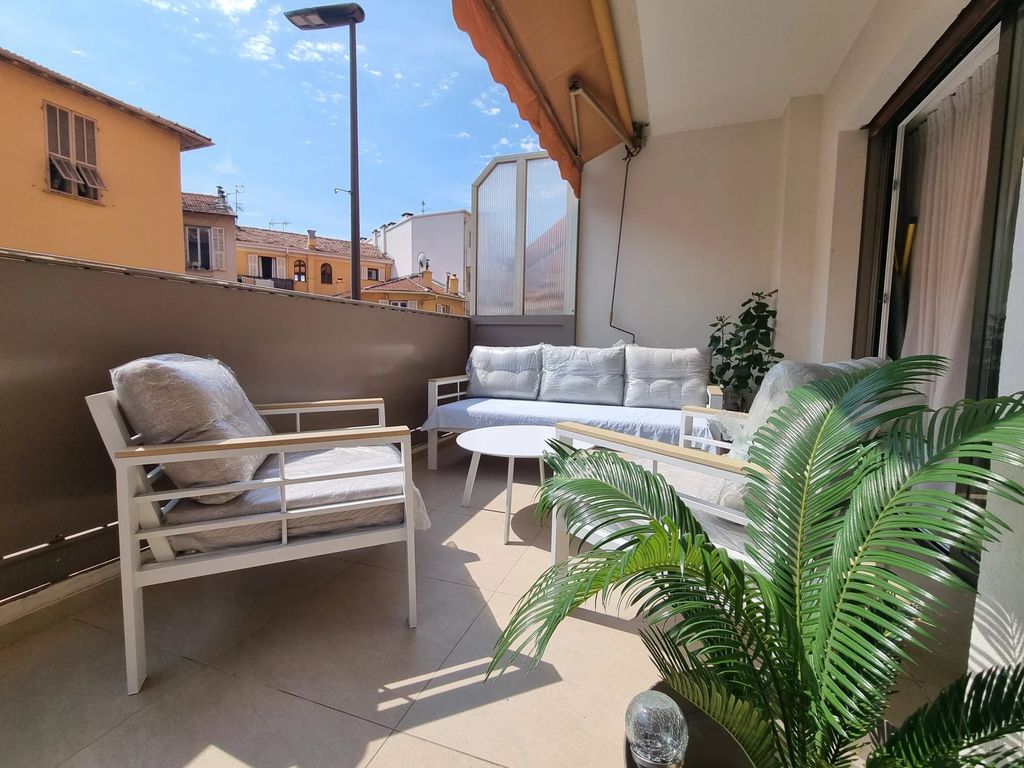 Achat appartement à vendre 2 pièces 42 m² - Roquebrune-Cap-Martin