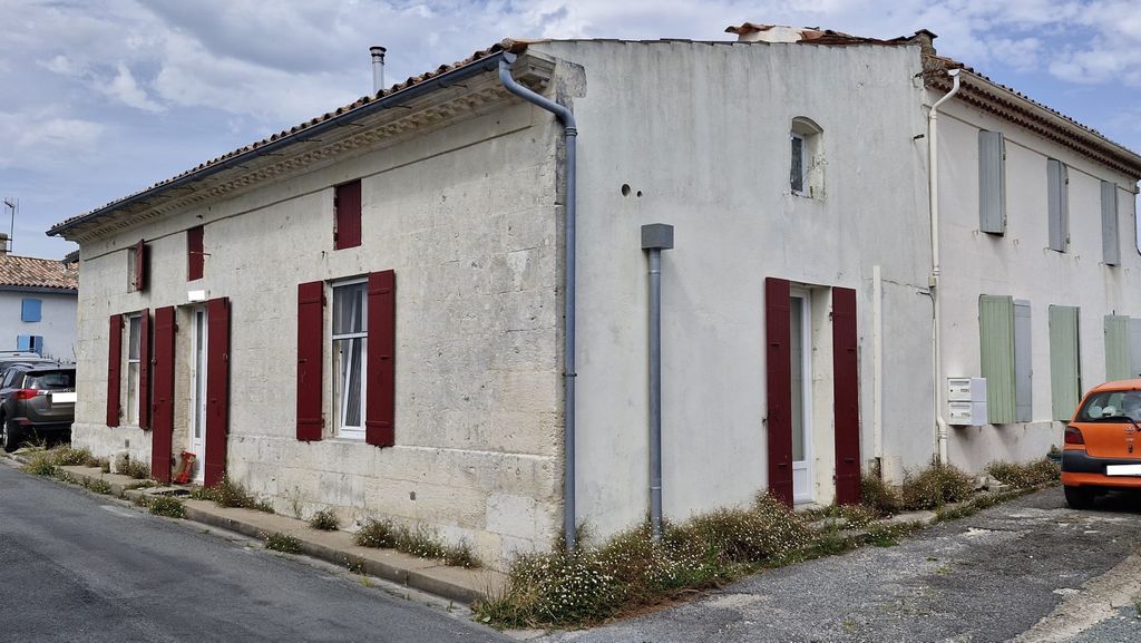 Achat maison à vendre 4 chambres 143 m² - Mortagne-sur-Gironde