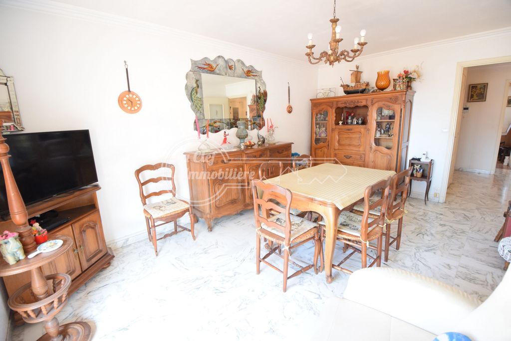 Achat appartement à vendre 3 pièces 66 m² - Nice