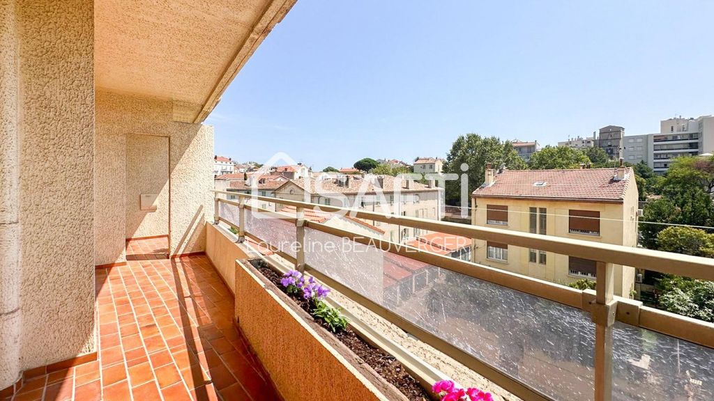 Achat appartement à vendre 5 pièces 130 m² - Toulon