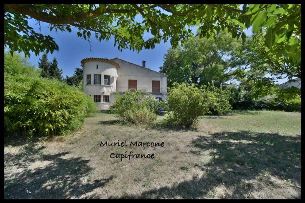 Achat maison à vendre 4 chambres 210 m² - Lourmarin