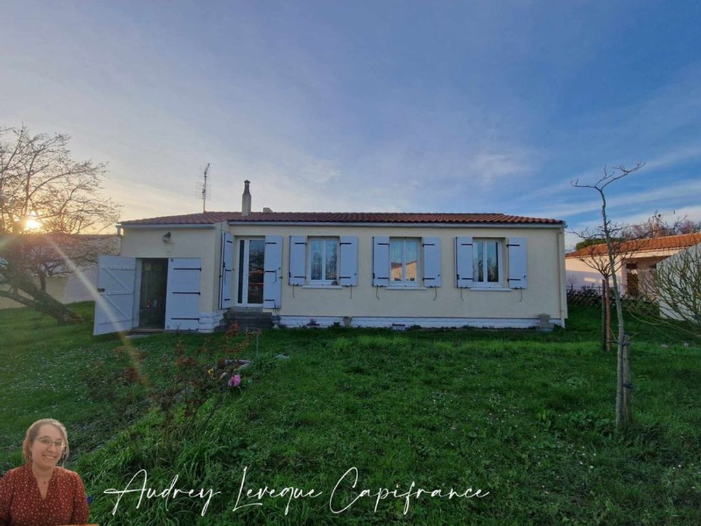 Achat maison à vendre 4 chambres 80 m² - Dompierre-sur-Mer