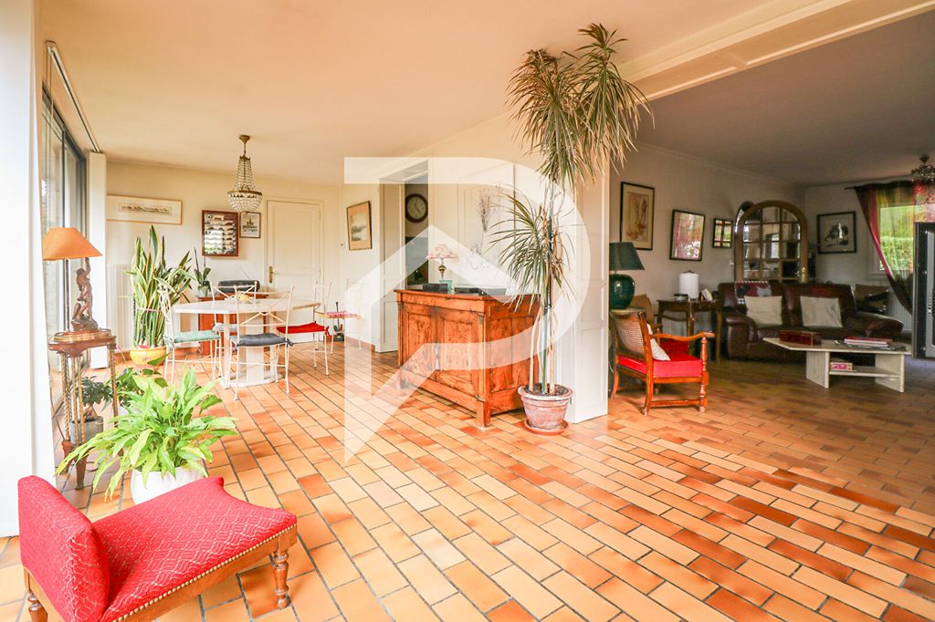 Achat maison à vendre 4 chambres 138 m² - Saint-Juéry