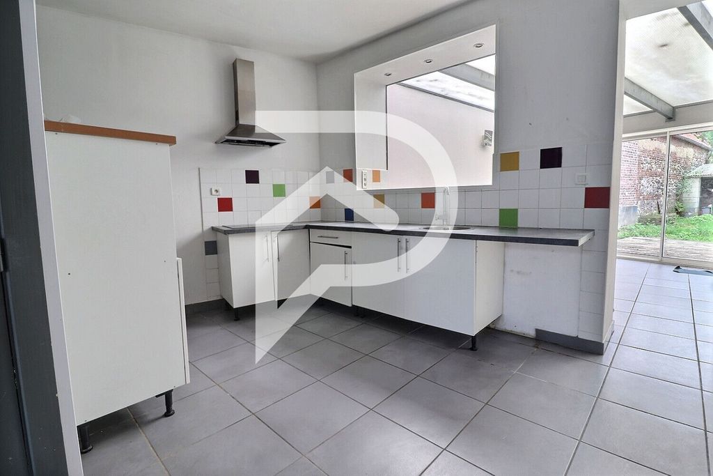 Achat maison à vendre 2 chambres 88 m² - Saint-Python