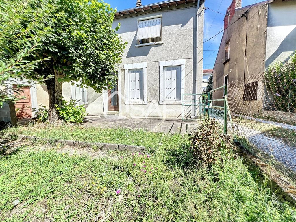 Achat maison à vendre 3 chambres 150 m² - Châteauroux