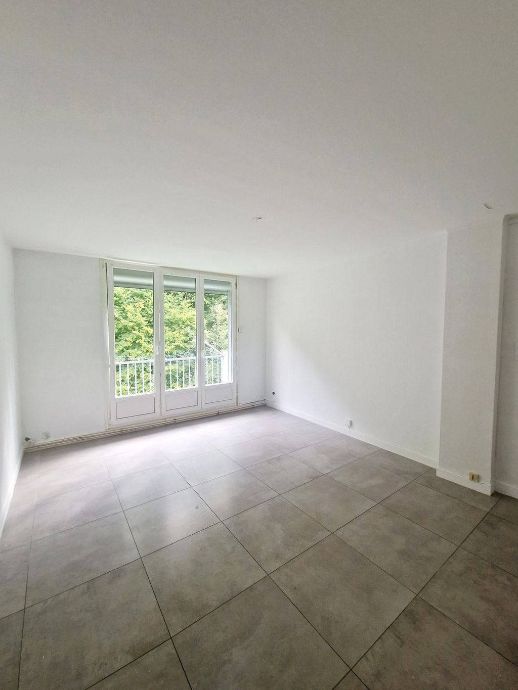 Achat appartement à vendre 4 pièces 66 m² - Réhon