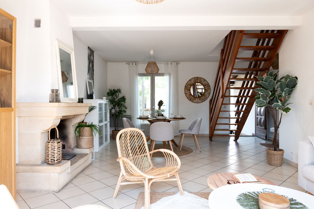 Achat maison à vendre 4 chambres 110 m² - Eysines