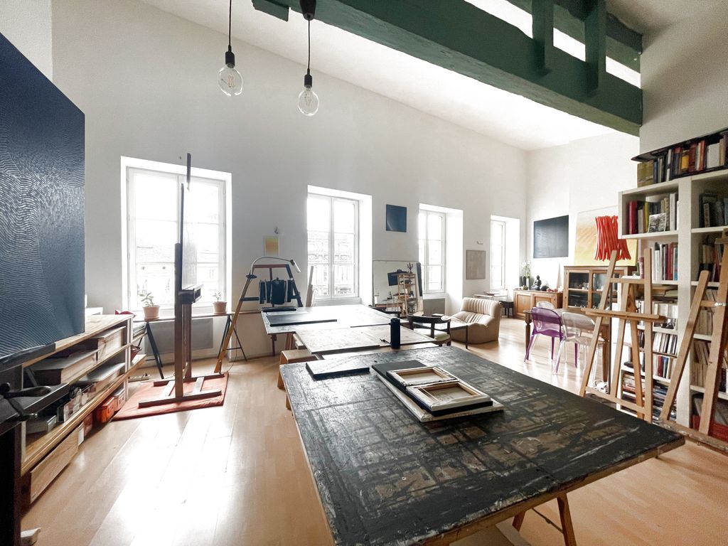 Achat loft à vendre 5 pièces 112 m² - Bordeaux