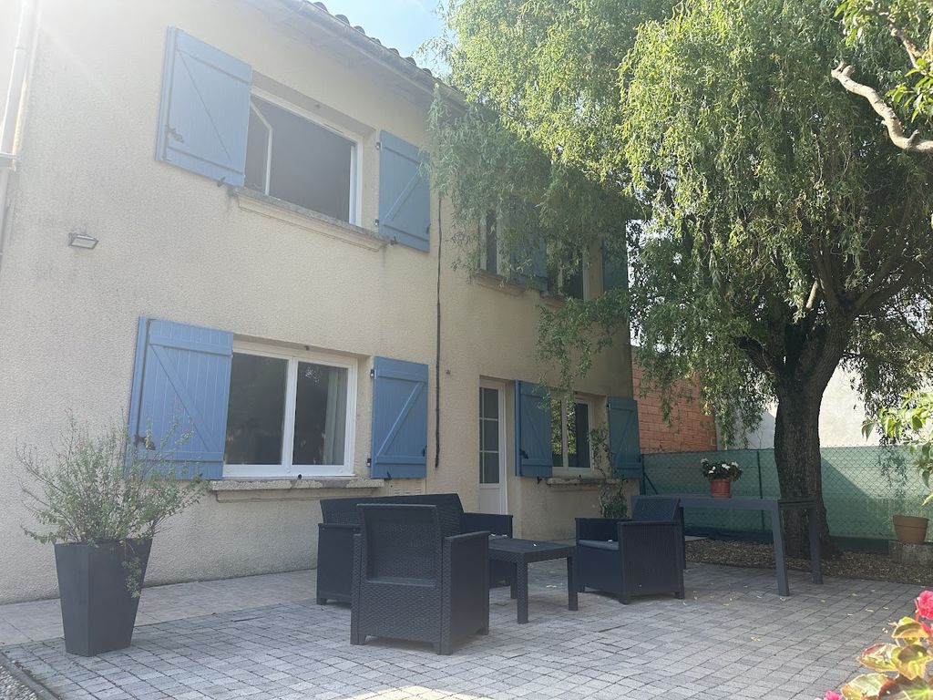 Achat maison à vendre 5 chambres 170 m² - Fleurance