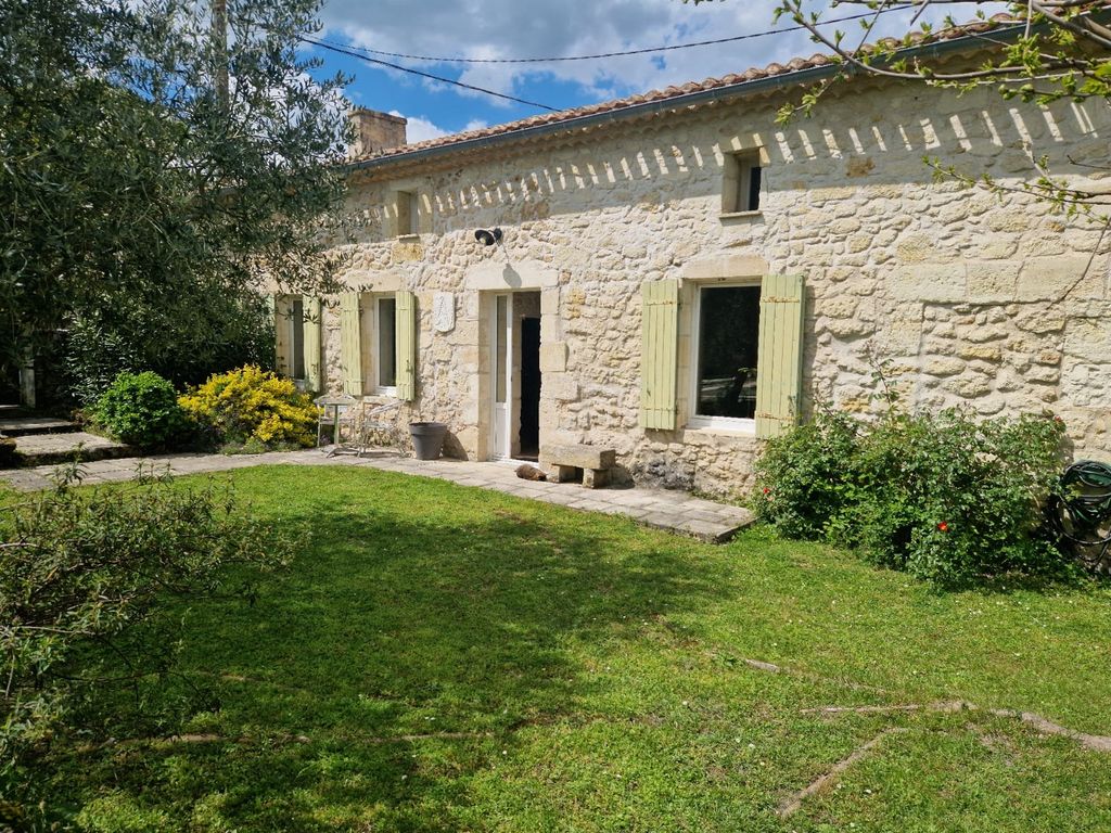 Achat maison à vendre 3 chambres 155 m² - Périssac