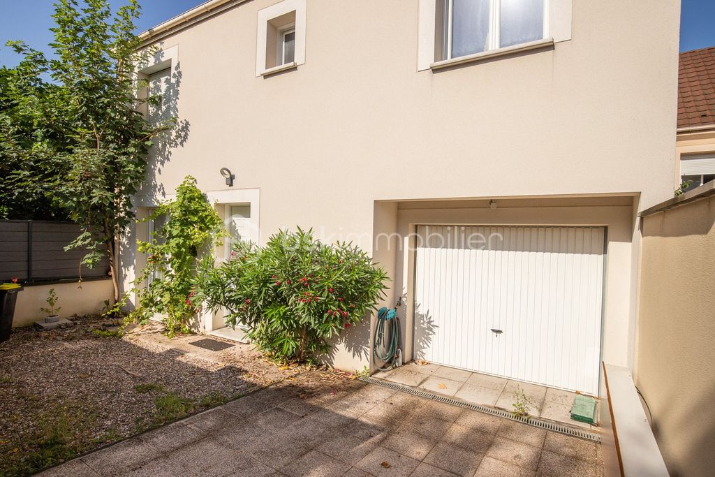 Achat maison à vendre 3 chambres 90 m² - Champigny-sur-Marne