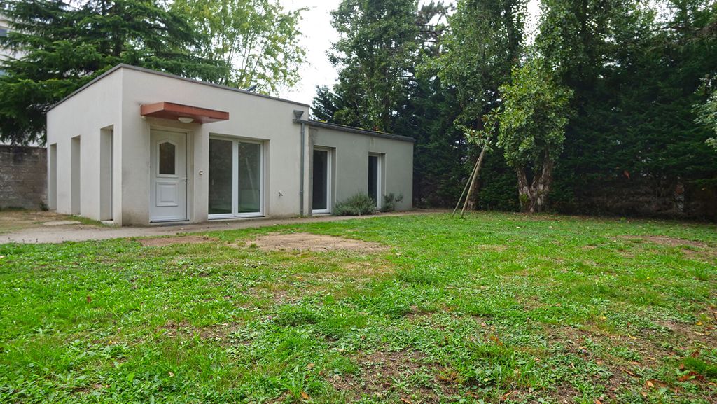 Achat maison à vendre 3 chambres 66 m² - Nantes