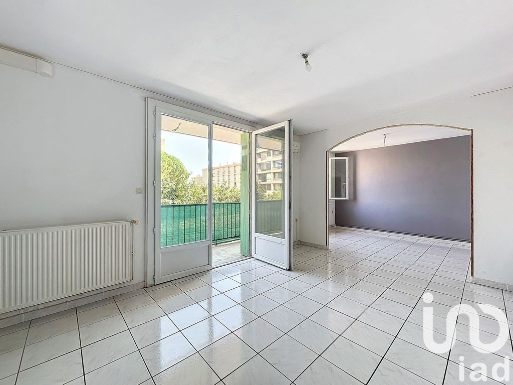 Achat appartement à vendre 4 pièces 70 m² - Le Pontet