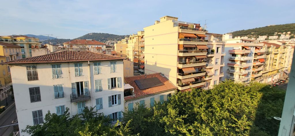 Achat appartement à vendre 2 pièces 41 m² - Nice