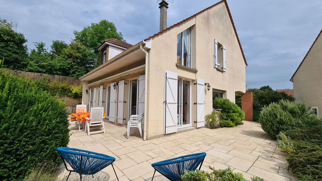 Achat maison à vendre 5 chambres 163 m² - Pontoise