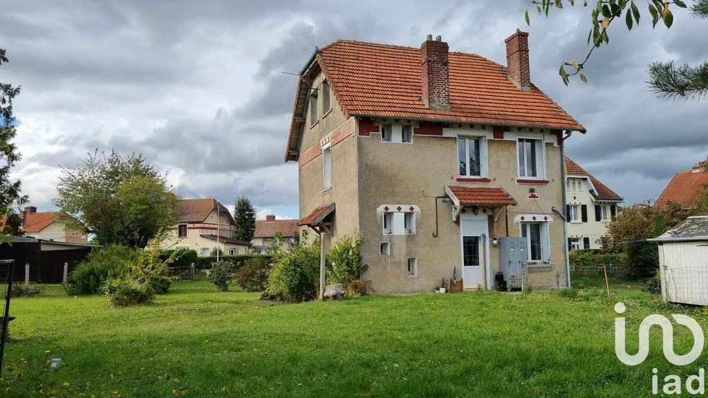 Achat maison à vendre 6 chambres 133 m² - Montdidier