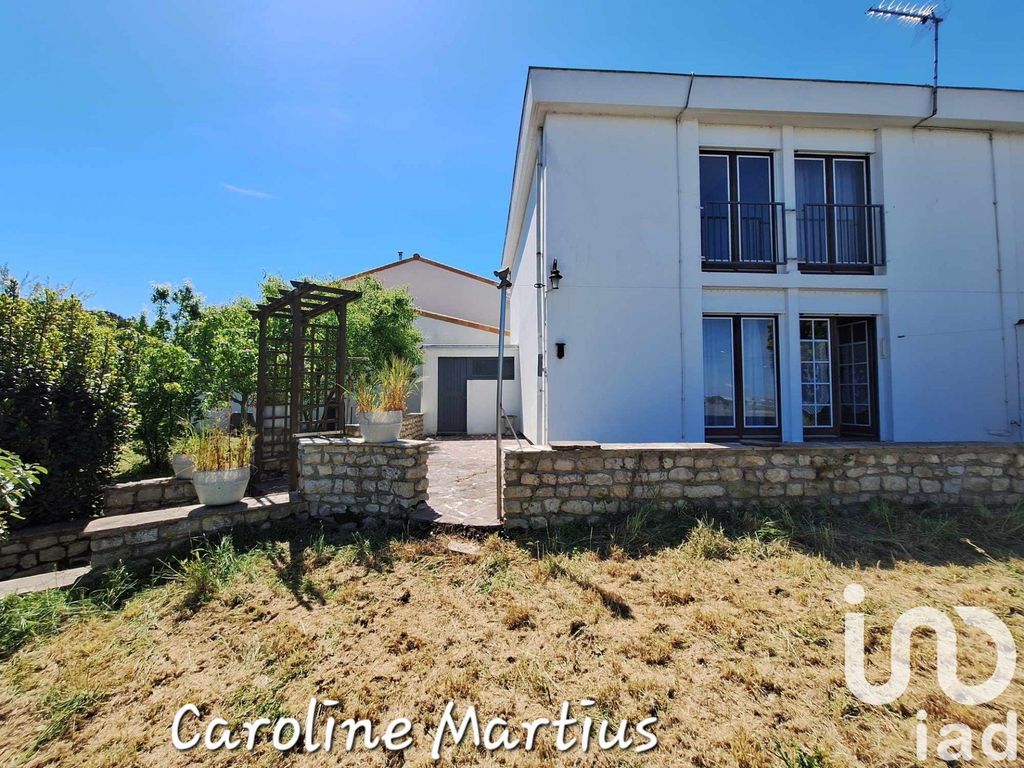 Achat maison à vendre 3 chambres 95 m² - La Rochelle