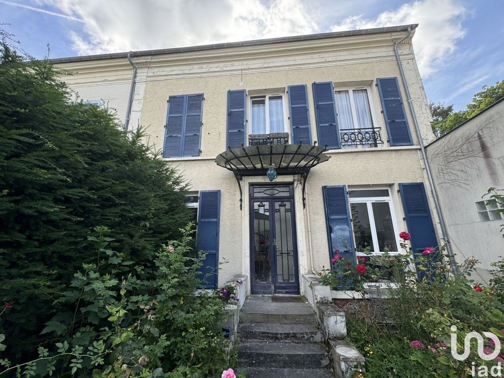 Achat maison à vendre 7 chambres 228 m² - Meaux