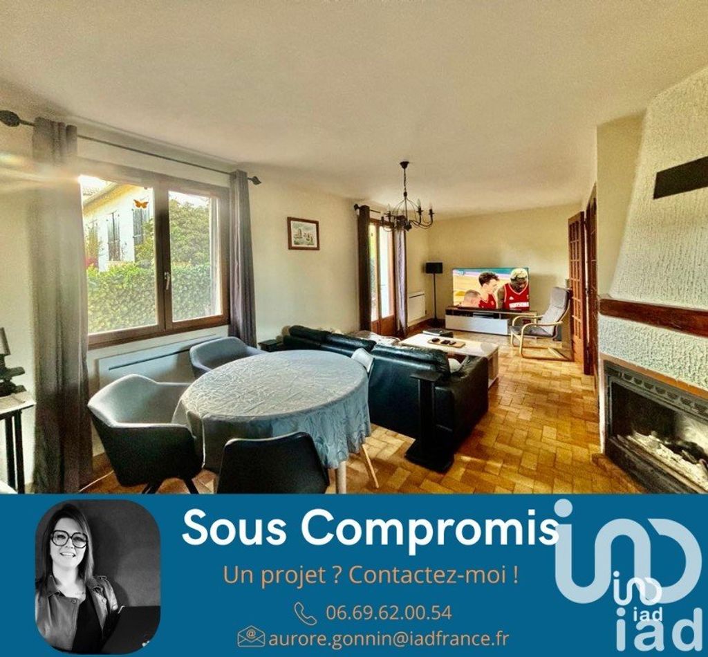 Achat maison à vendre 3 chambres 100 m² - Saint-Parize-le-Châtel