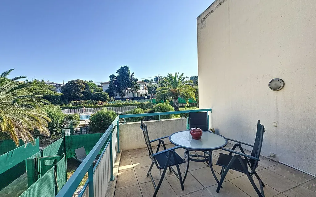 Achat appartement à vendre 3 pièces 71 m² - Antibes