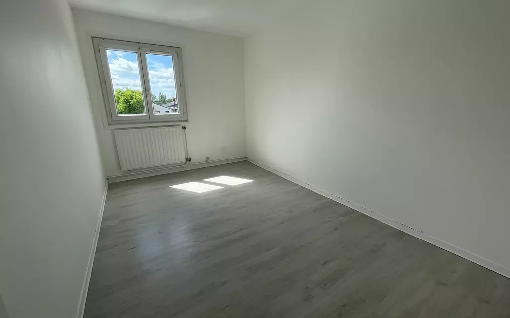 Achat appartement à vendre 3 pièces 66 m² - Petite-Forêt