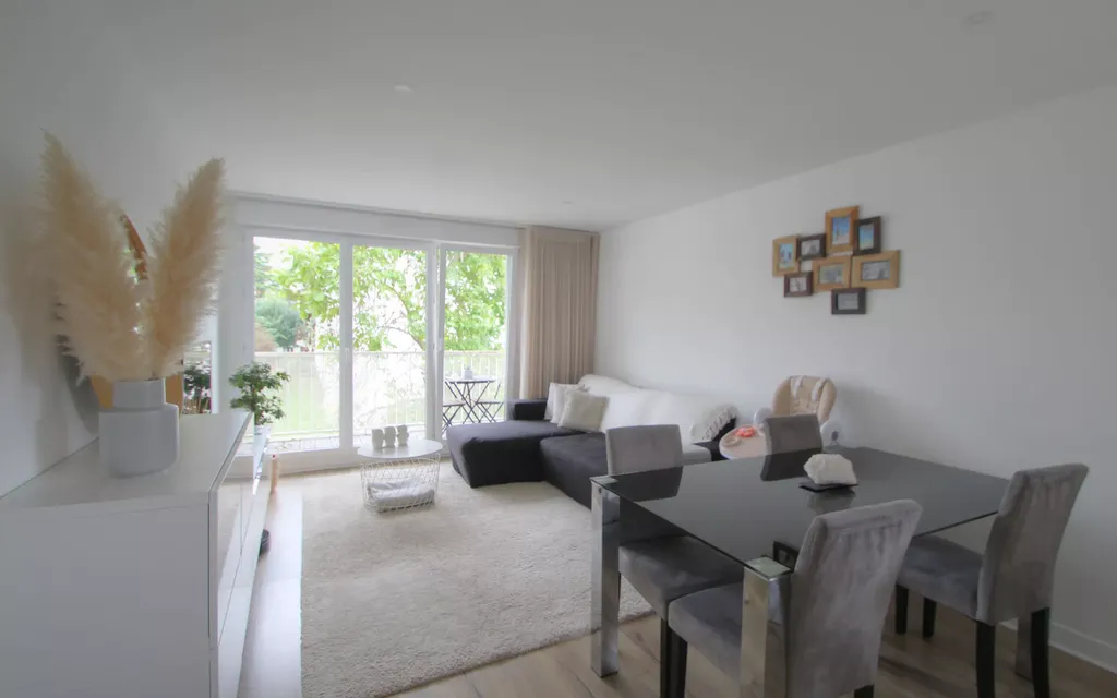 Achat appartement à vendre 3 pièces 67 m² - Saint-Jean-de-la-Ruelle