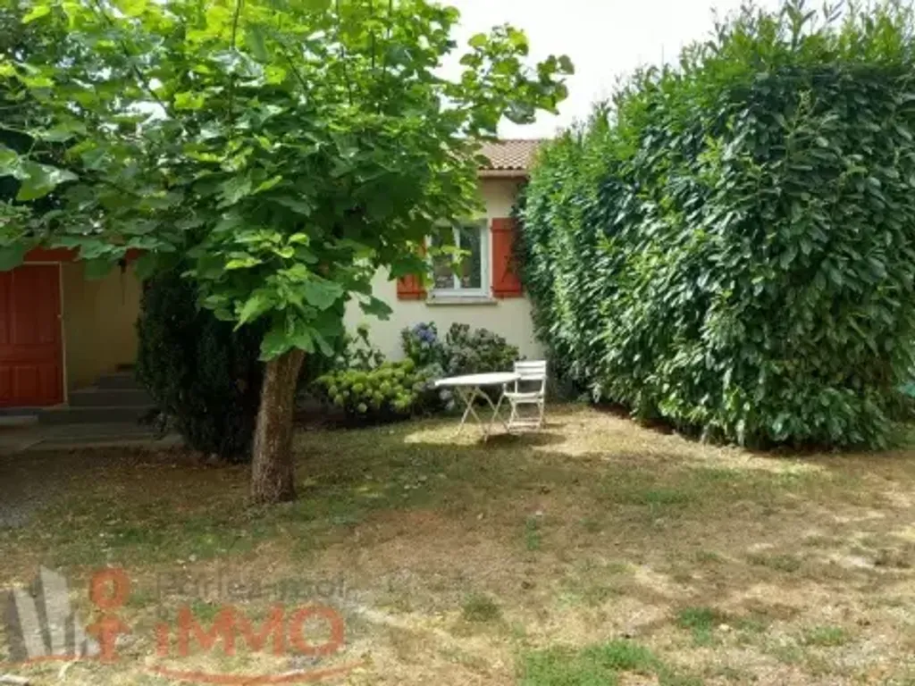 Achat maison à vendre 2 chambres 77 m² - Lamastre