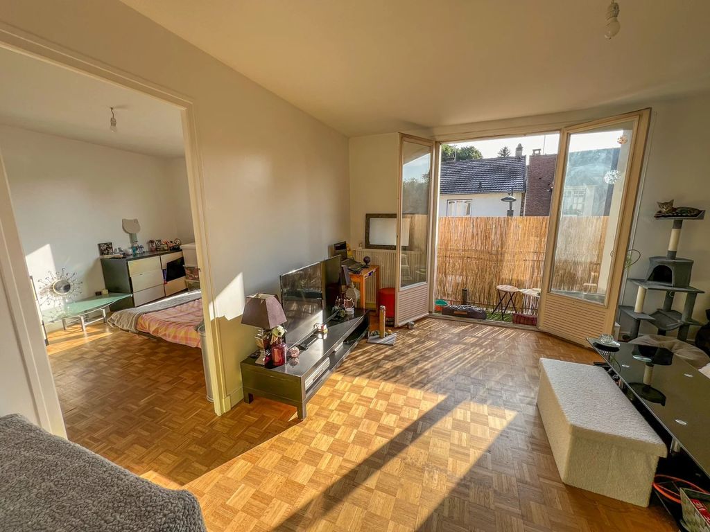 Achat appartement à vendre 2 pièces 55 m² - Saint-Rémy-lès-Chevreuse