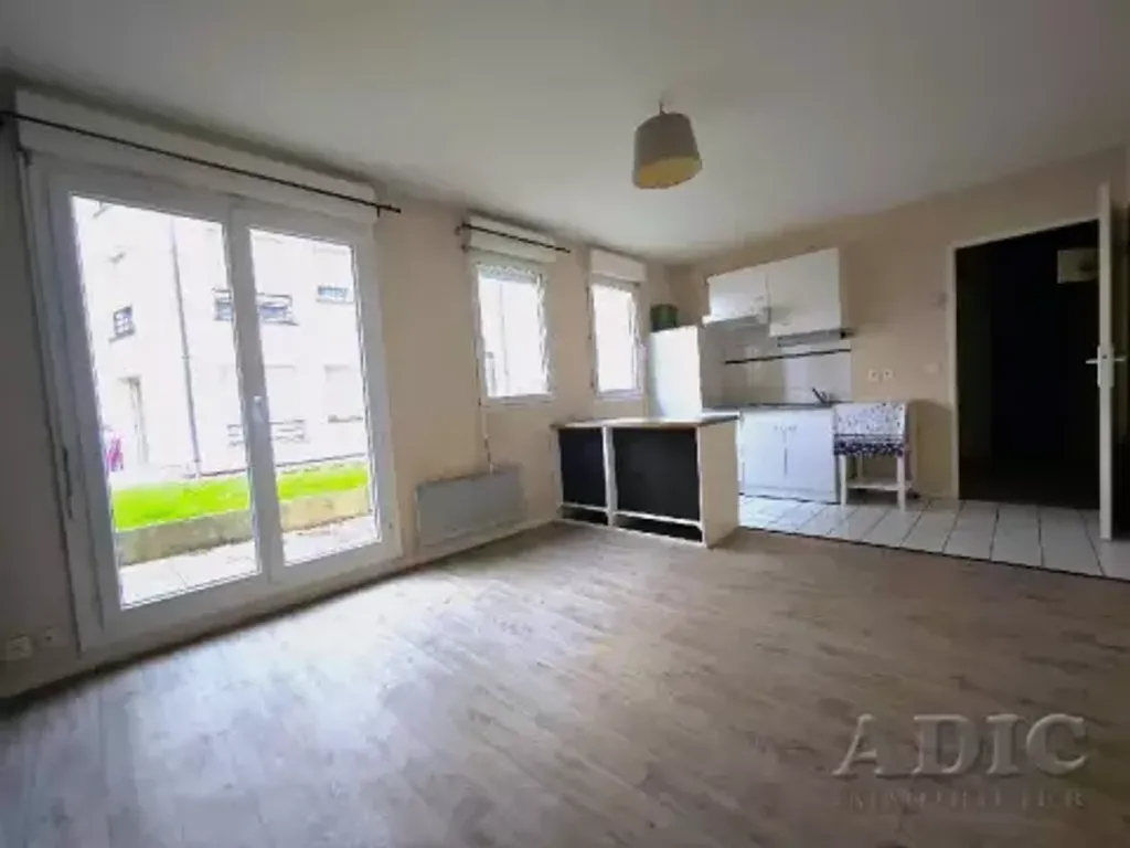 Achat appartement à vendre 2 pièces 38 m² - Dammartin-en-Goële