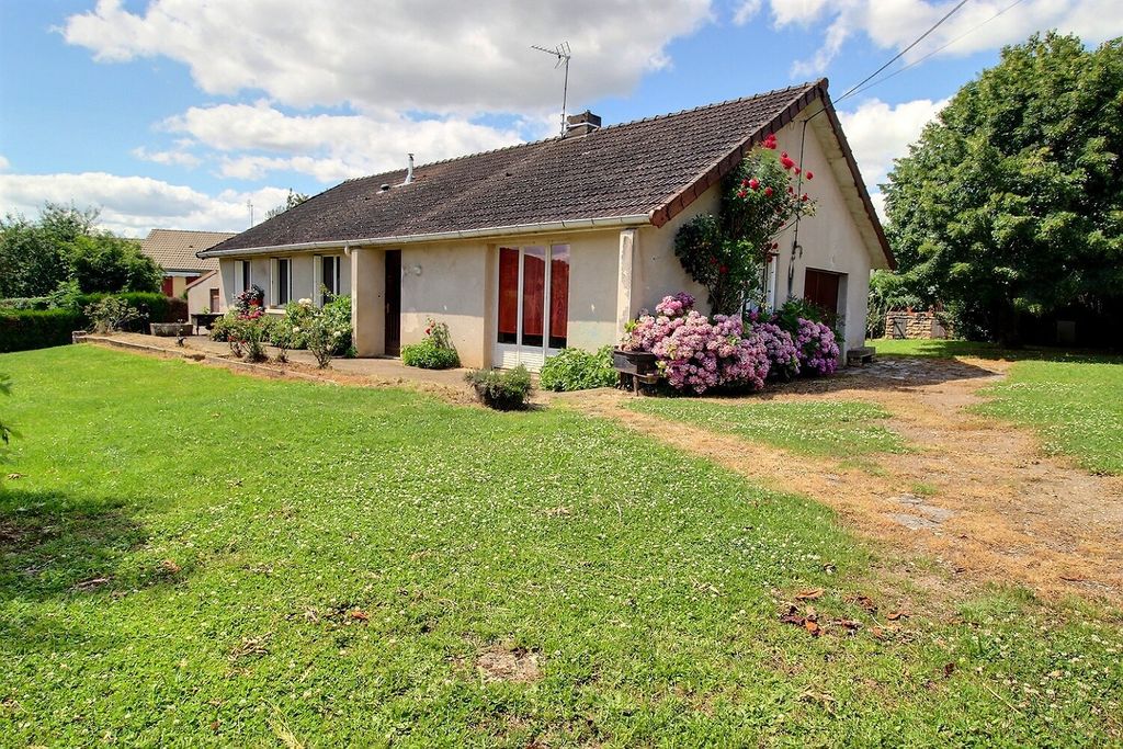 Achat maison à vendre 4 chambres 116 m² - Saint-Gengoux-le-National