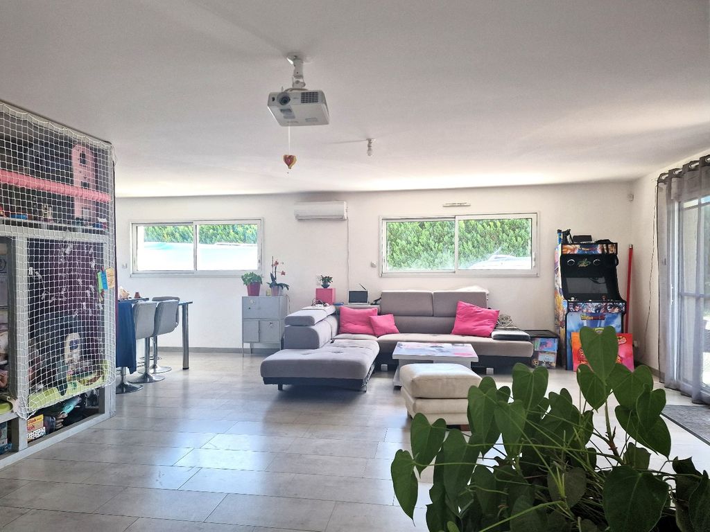 Achat maison à vendre 3 chambres 128 m² - Salies-de-Béarn