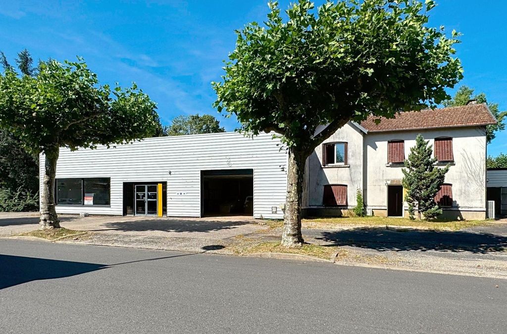 Achat maison à vendre 2 chambres 97 m² - Oradour-sur-Vayres