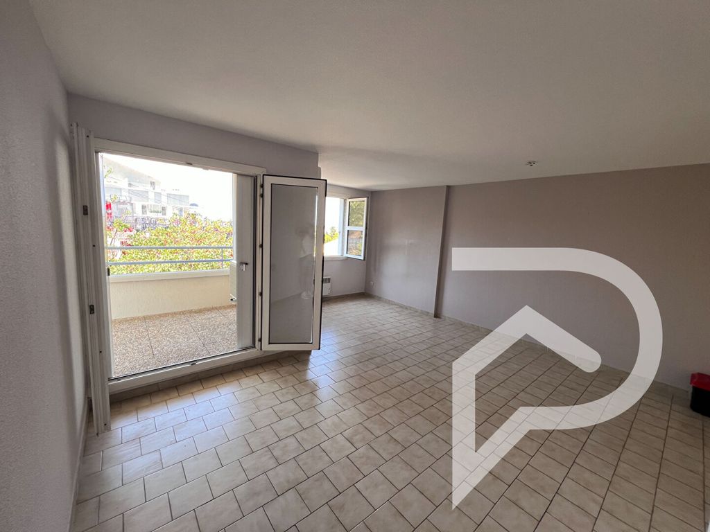 Achat appartement à vendre 3 pièces 74 m² - Sète