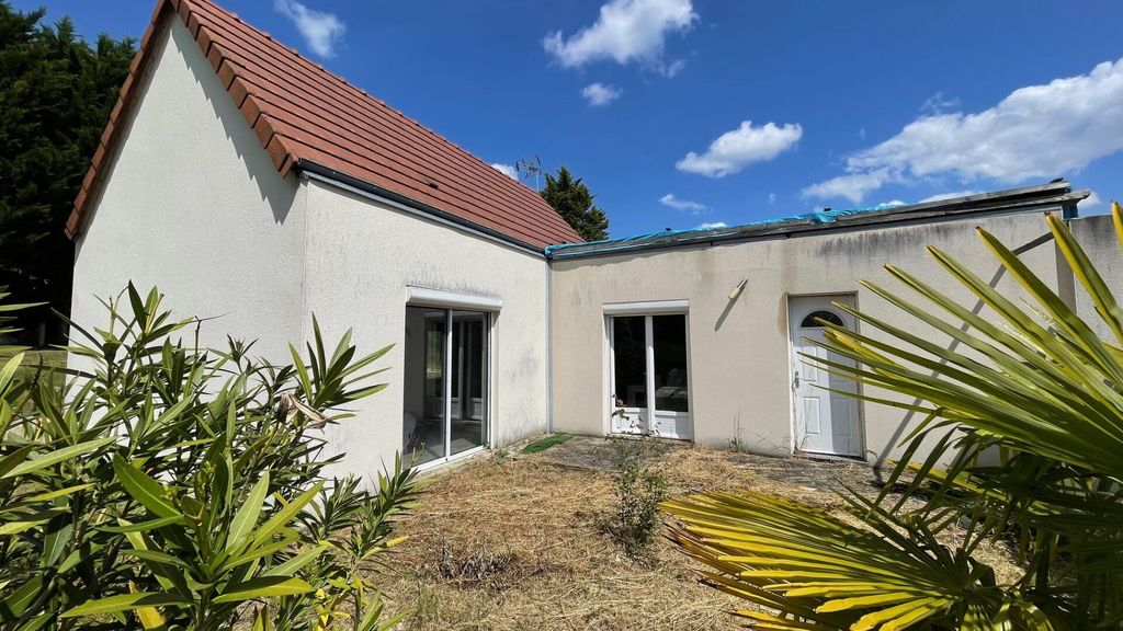 Achat maison à vendre 2 chambres 73 m² - Villefranche-sur-Cher