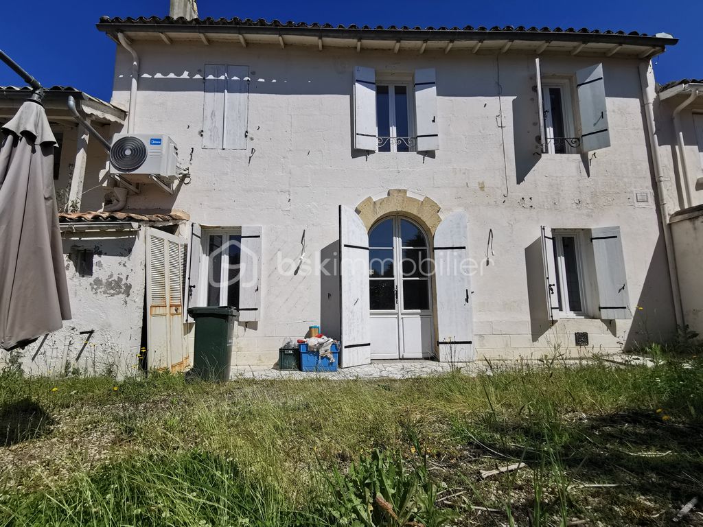 Achat maison à vendre 4 chambres 168 m² - Castillon-la-Bataille