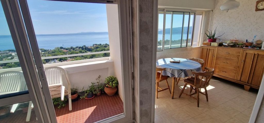 Achat appartement à vendre 5 pièces 94 m² - Martigues