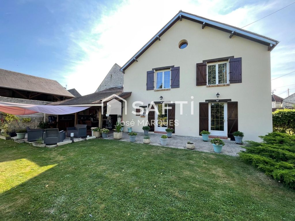 Achat maison à vendre 4 chambres 200 m² - Briarres-sur-Essonne