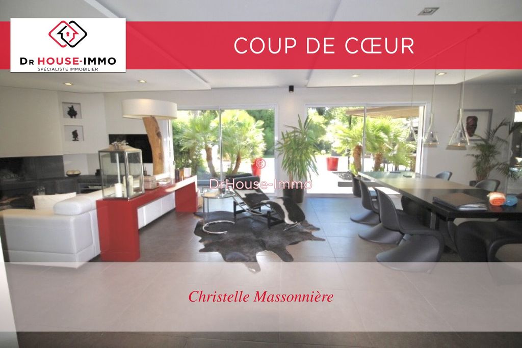 Achat maison à vendre 5 chambres 250 m² - Grimaud