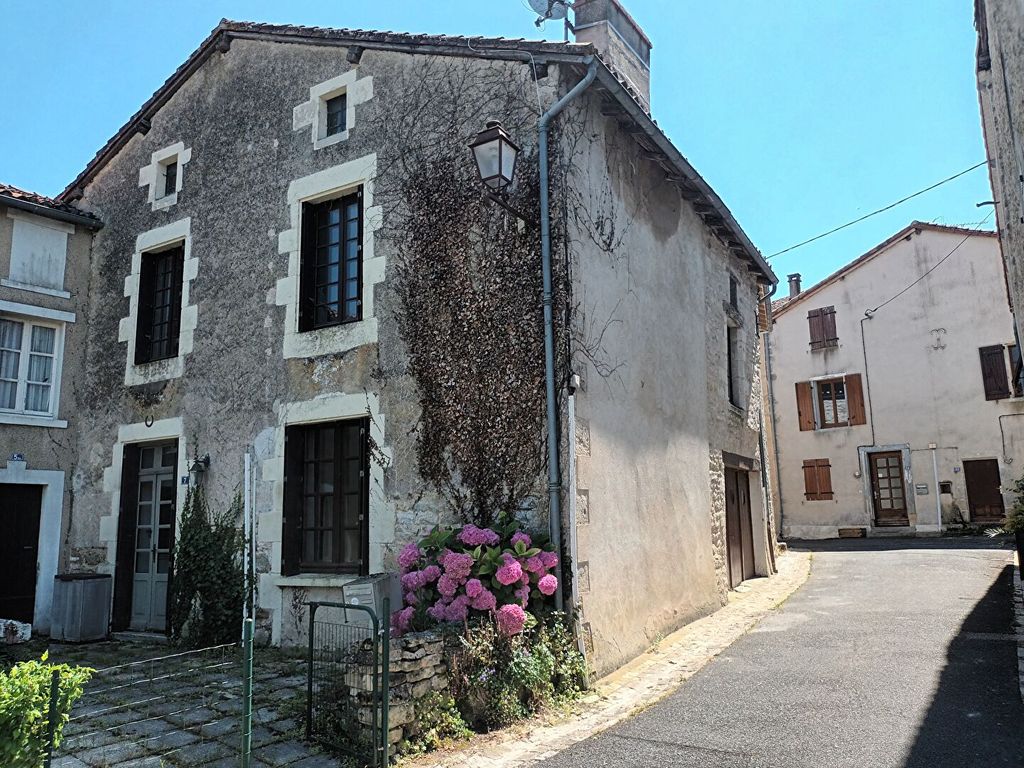 Achat maison 2 chambre(s) - Charroux