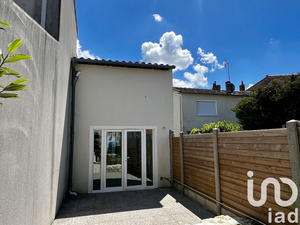 Achat maison à vendre 3 chambres 100 m² - Royan