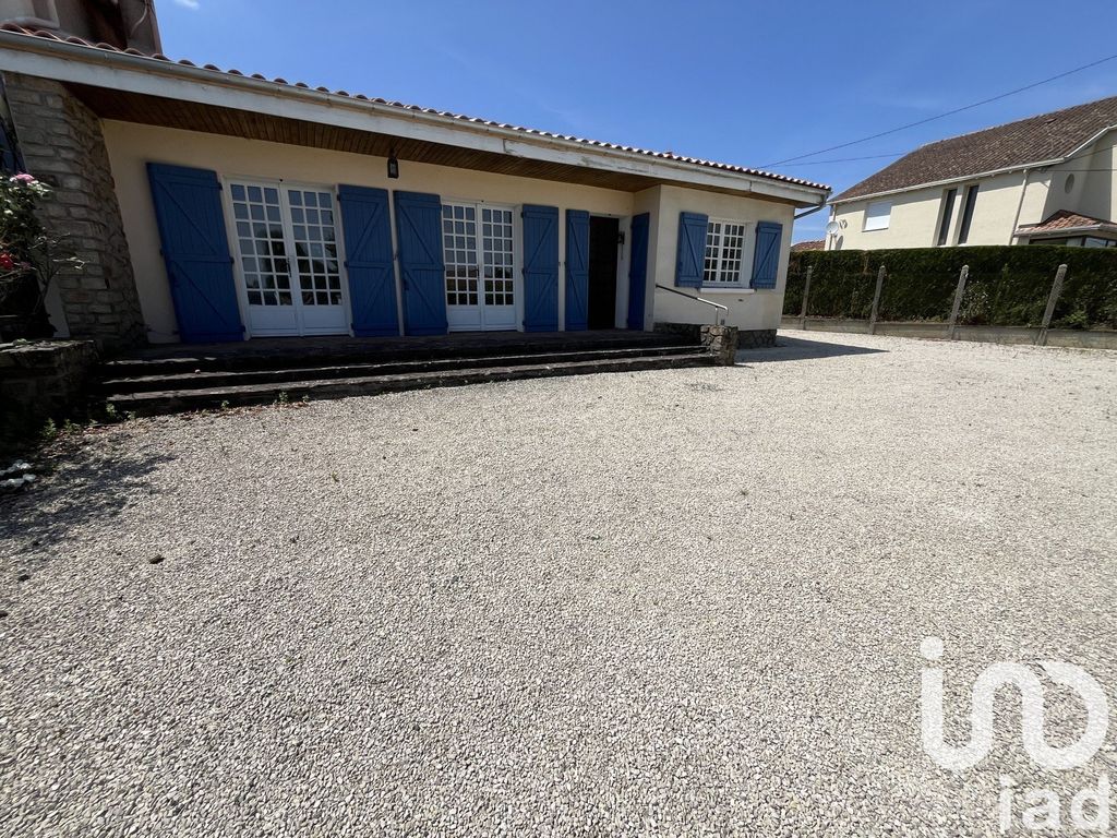 Achat maison à vendre 2 chambres 87 m² - Châtillon-sur-Thouet