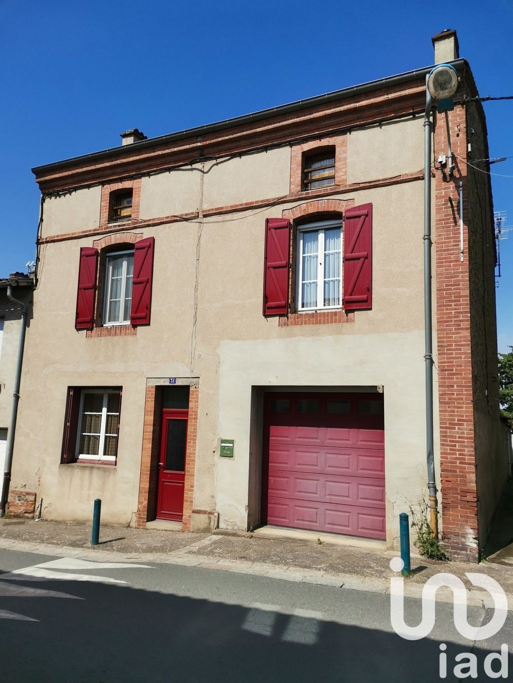 Achat maison à vendre 4 chambres 198 m² - Arthès