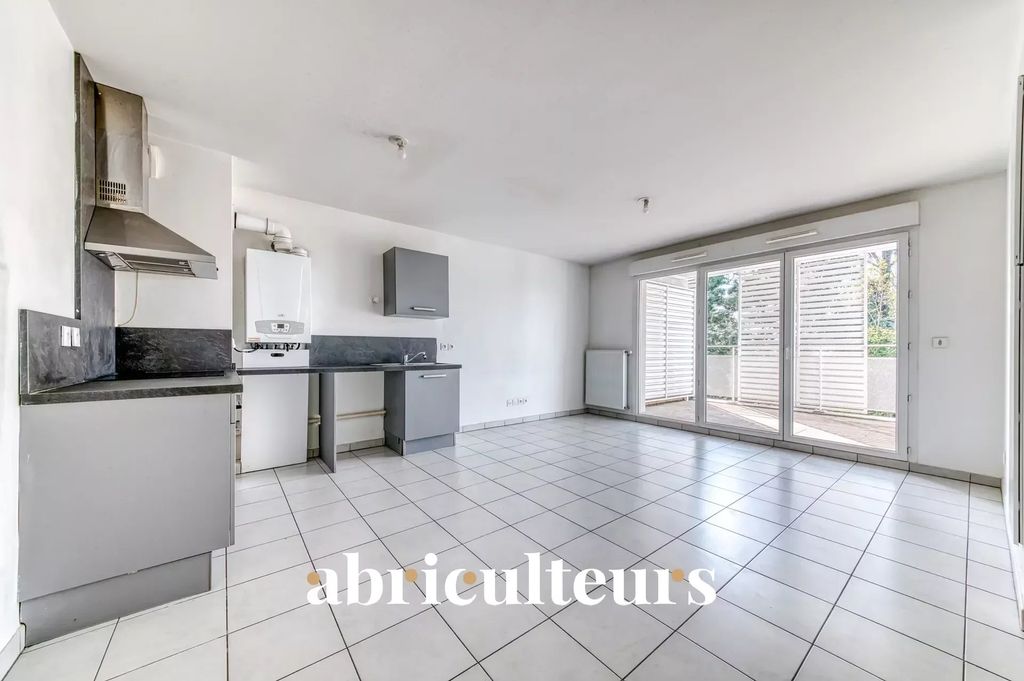 Achat appartement à vendre 3 pièces 58 m² - Saint-Priest