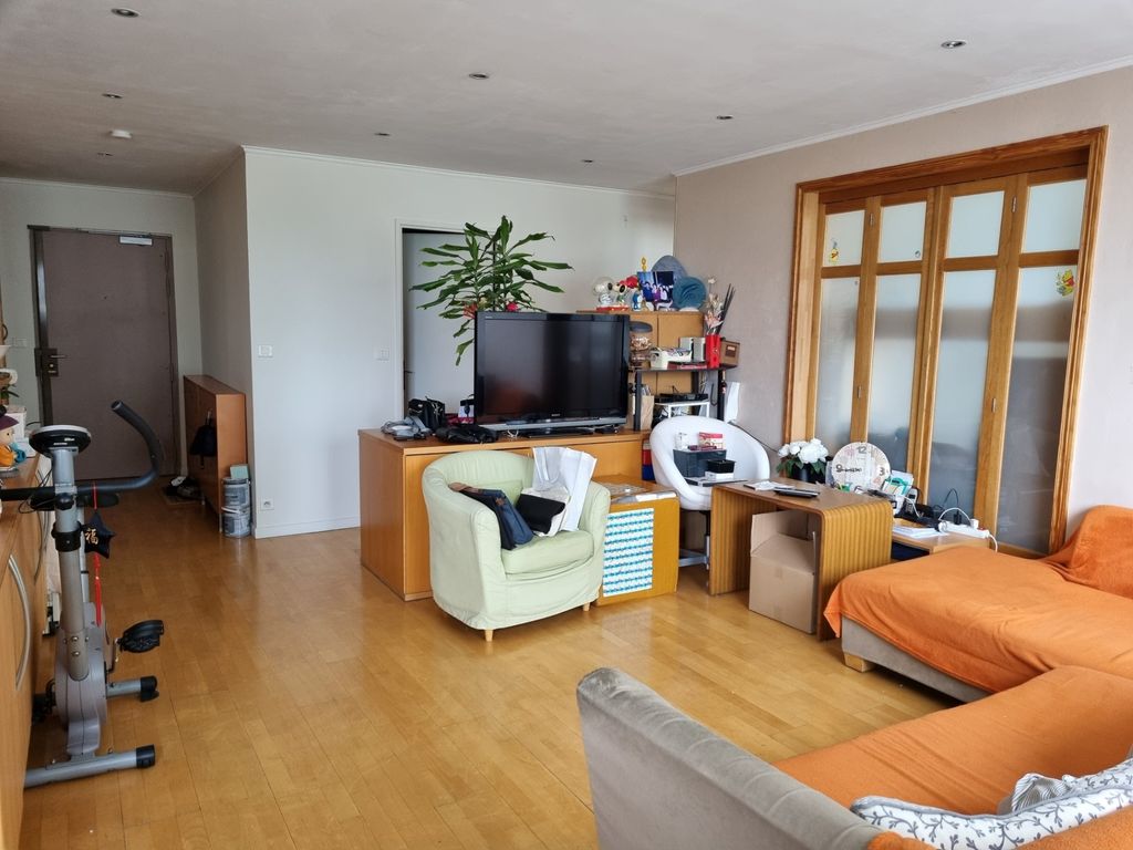 Achat appartement à vendre 4 pièces 82 m² - Courbevoie