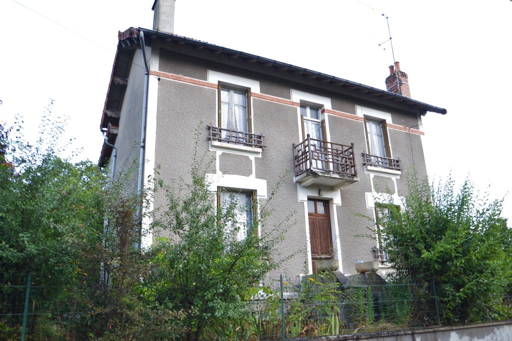 Achat maison à vendre 3 chambres 76 m² - Gannat