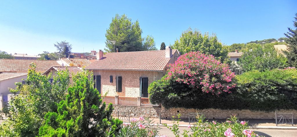 Achat appartement à vendre 4 pièces 78 m² - Cassis