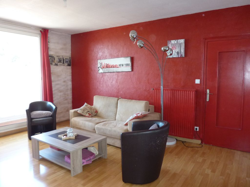 Achat appartement à vendre 3 pièces 66 m² - Carros