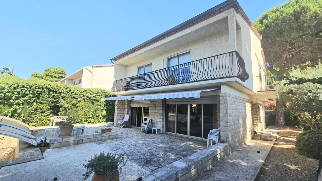 Achat maison à vendre 5 chambres 177 m² - Narbonne