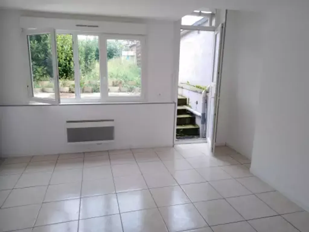 Achat maison à vendre 2 chambres 66 m² - Saint-Sauveur